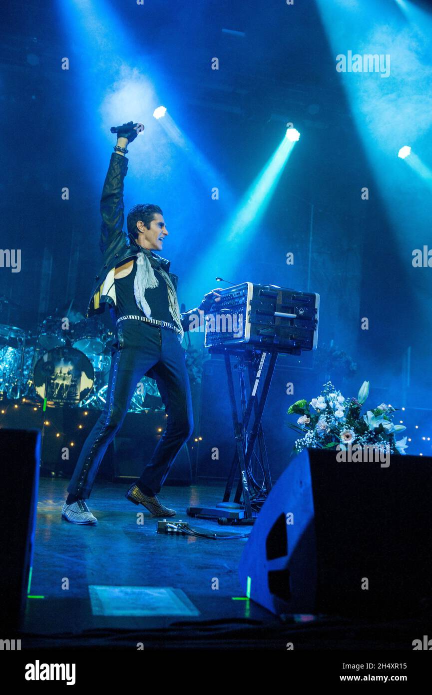 Perry Manchester Dave navarro perry hi-res stock photography and images - Alamy