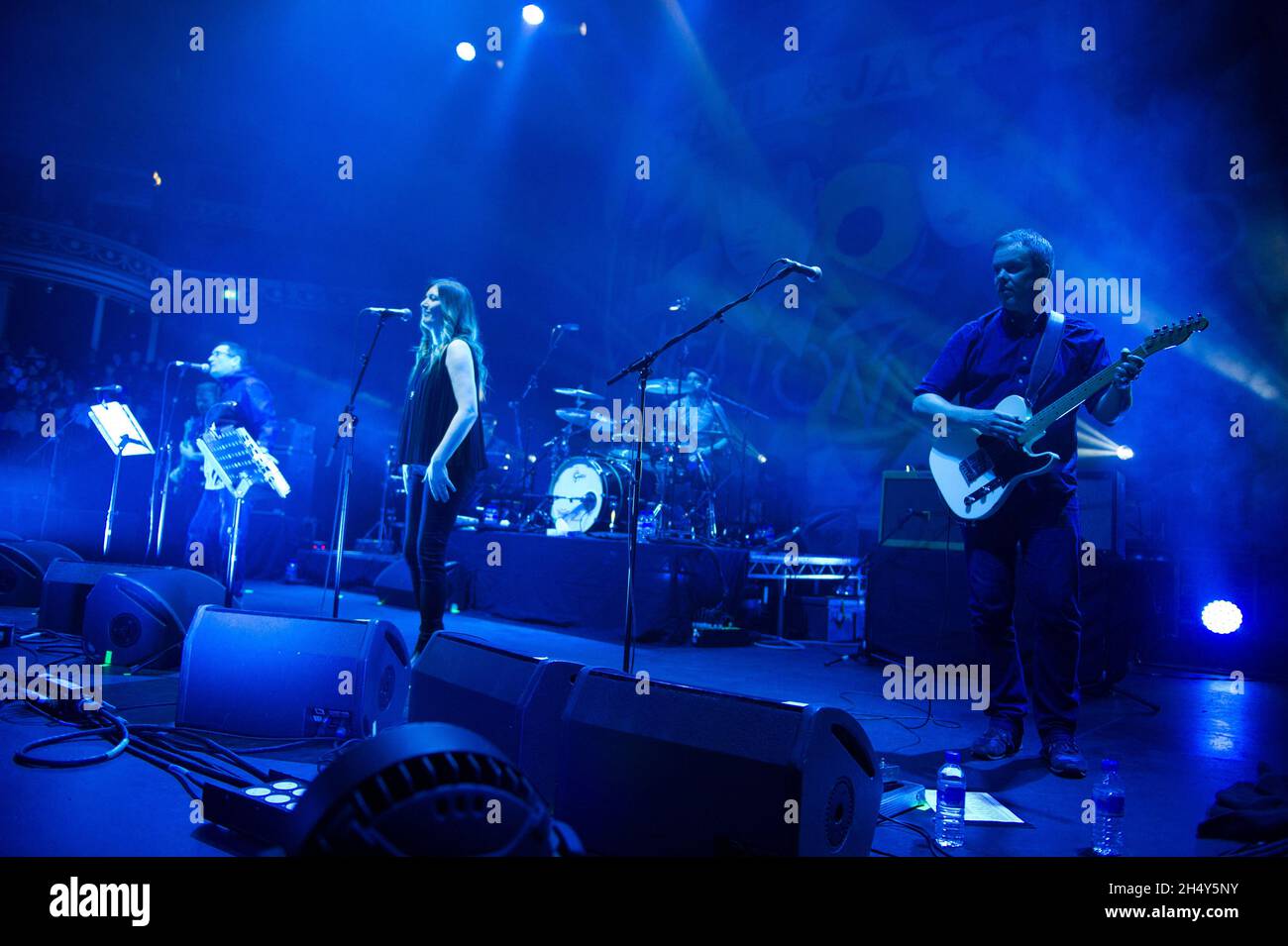 Paul Heaton and Jacqui Abbott performing live on stage at the Royal Albert Hall on March 30 2016 in London, United Kingdom. Stock Photo