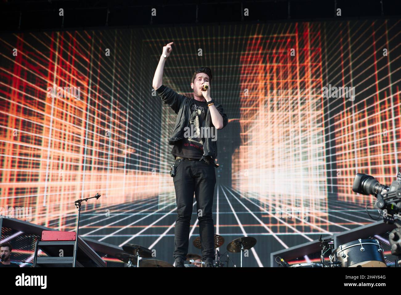 dan-smith-of-bastille-performing-live-on-stage-on-day-1-at-bbc-big