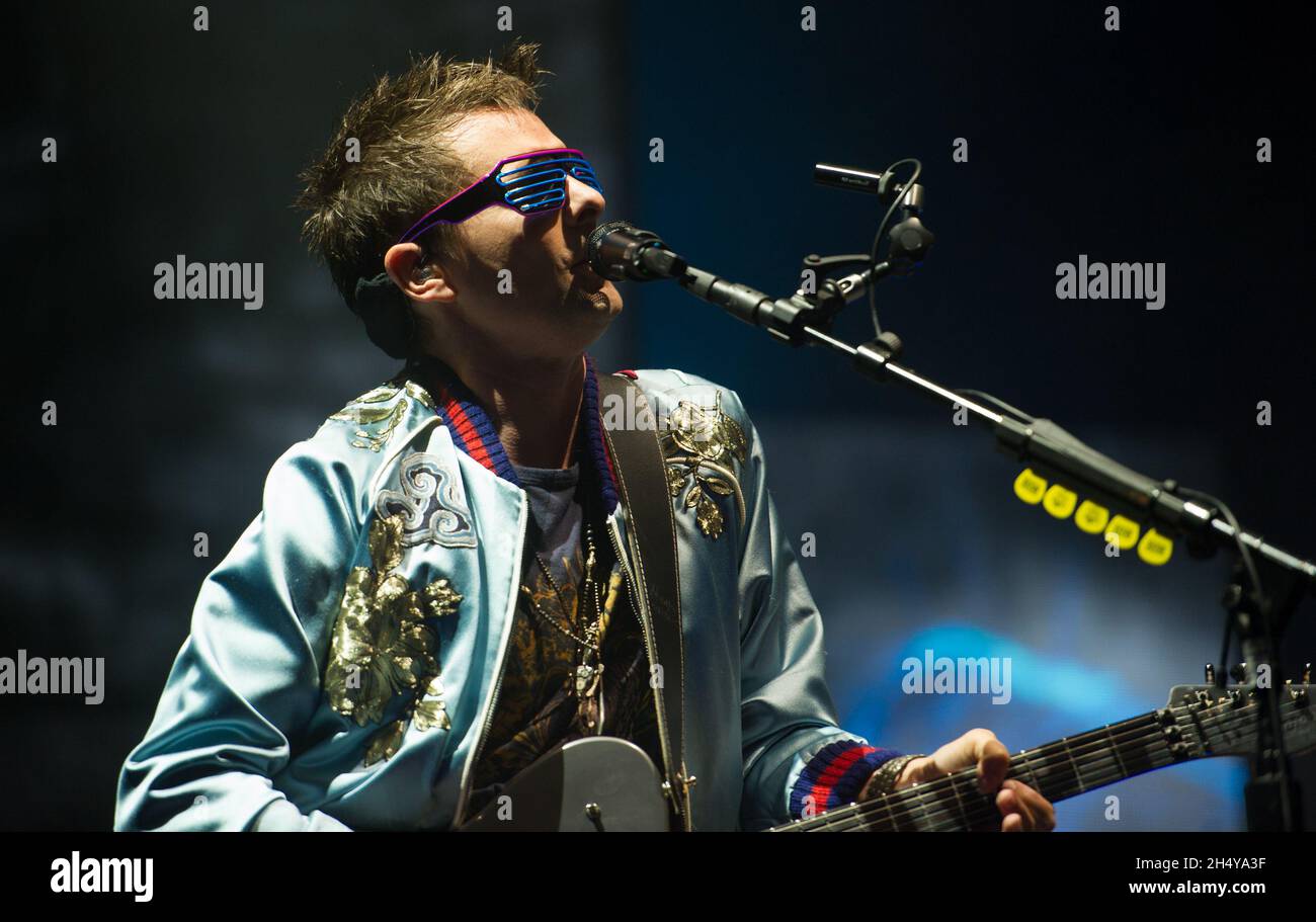 Matt Bellamy of Muse performing live on stage during Leeds Festival 2017 at  Bramham Park, Yorkshire, UK. Picture date: Friday 25 August, 2017. Photo  credit: Katja Ogrin/ EMPICS Entertainment Stock Photo - Alamy