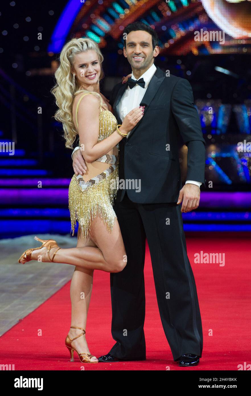 Davood Ghadami and Nadiya Bychkova posing during photocall before the