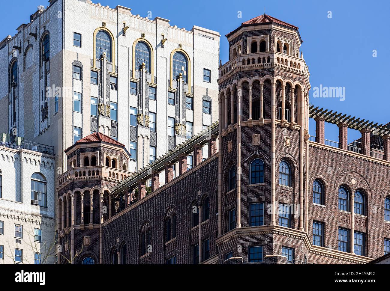 25 Clark Street, Watermark at Brooklyn Heights, is the former Leverich