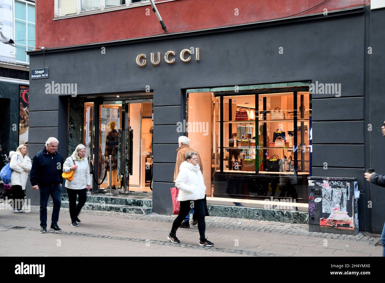 Gucci one 100 years hi-res stock photography and images - Alamy
