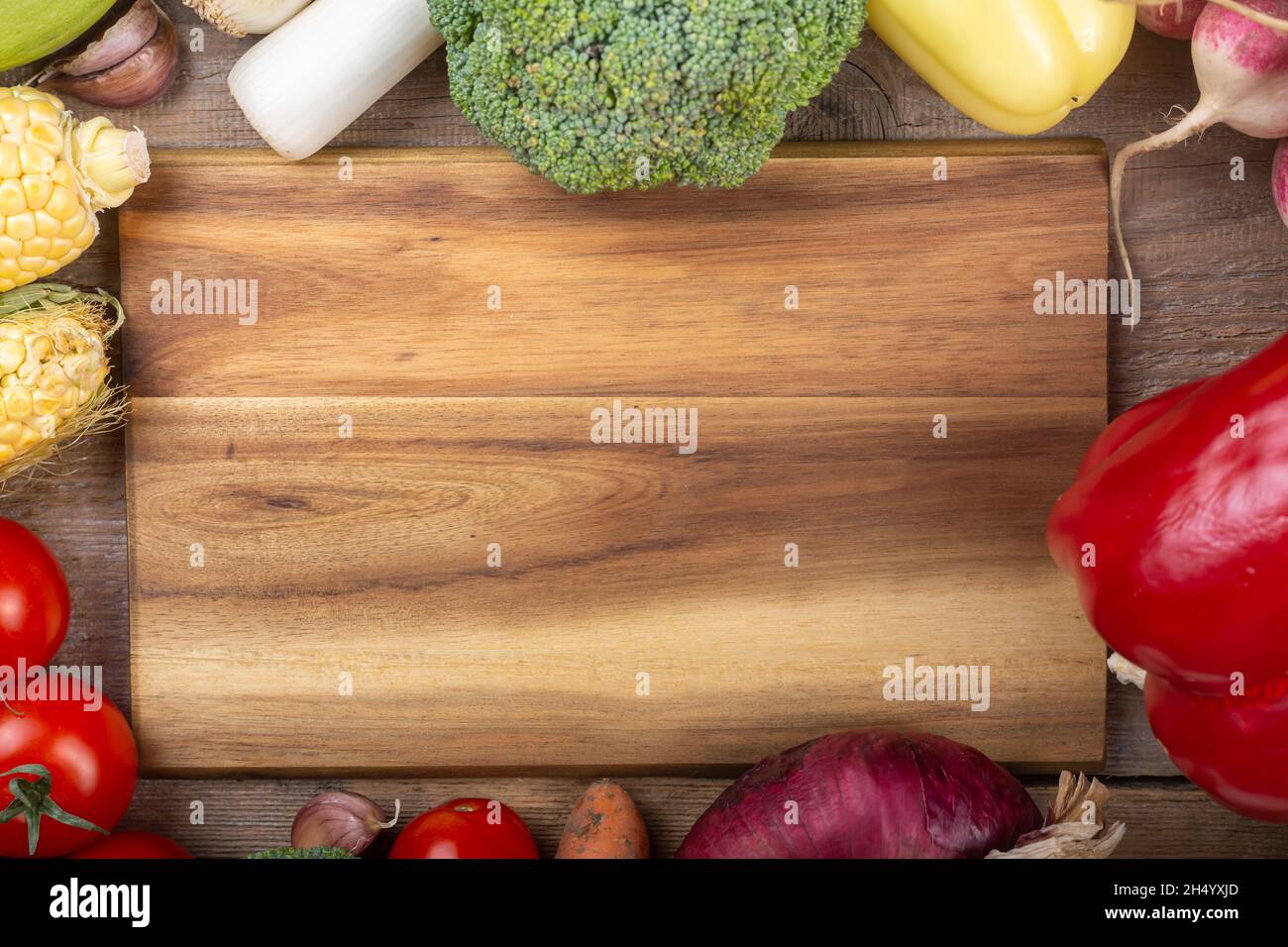 Healthy eating. Vegetables on a white wooden table. Organic food frame ...