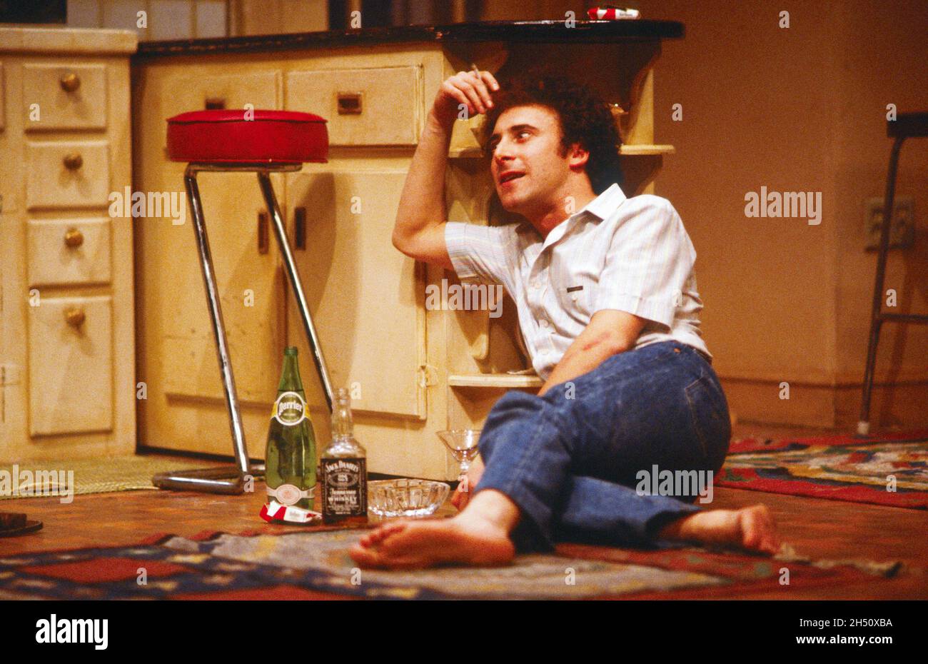 Antony Sher (Austin) in TRUE WEST by Sam Shepard at the Cottesloe Theatre, National Theatre (NT) London  10/12/1981  design: Grant Hicks  lighting: Rory Dempster  director: John Schlesinger Stock Photo