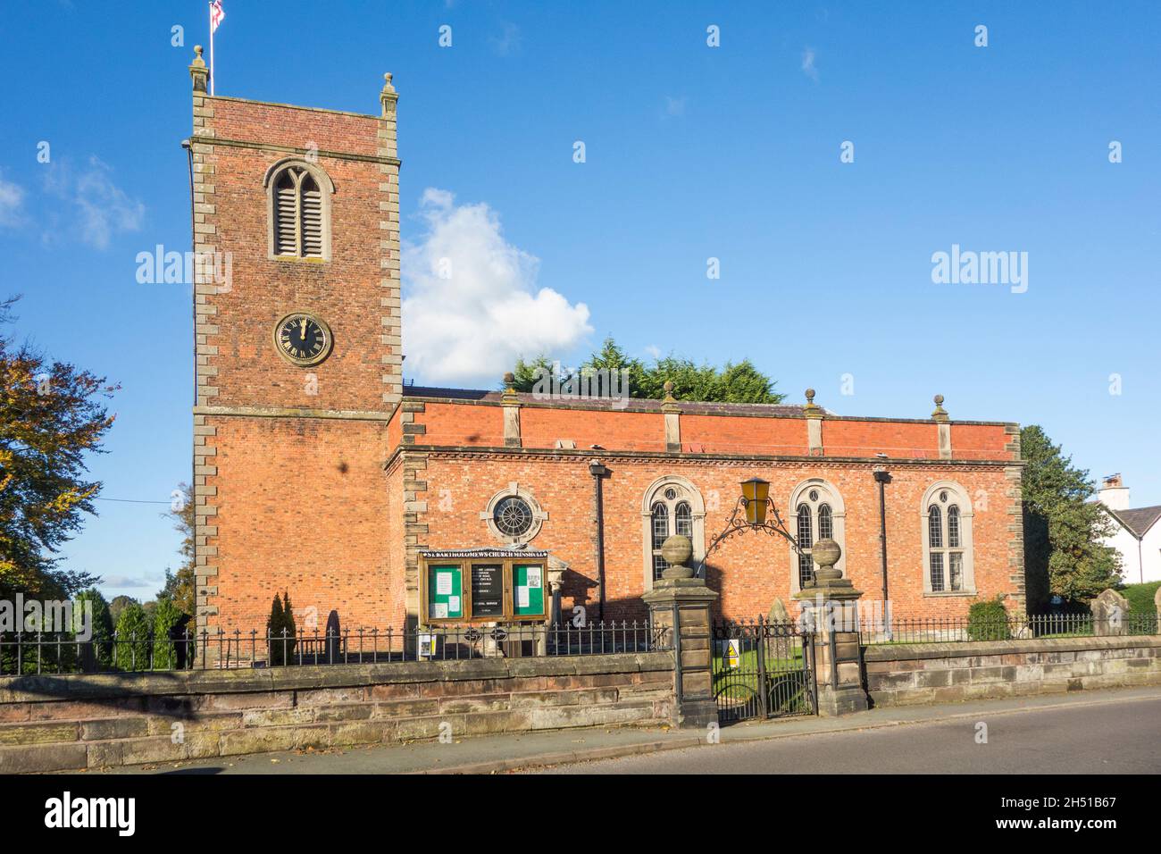St Bartholomew's parish Church, in the Cheshire village of Church Minshull Stock Photo