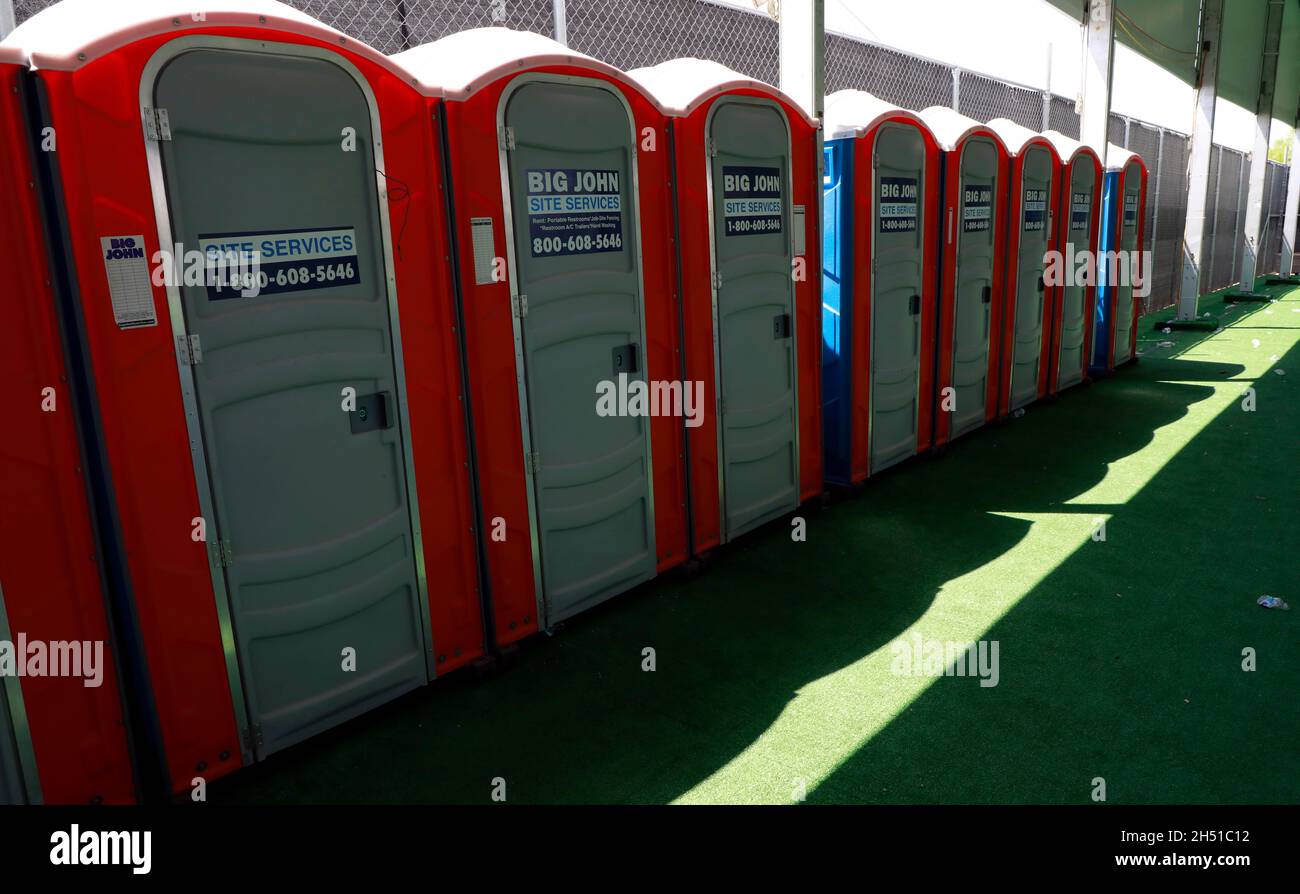 Donna, United States. 17 March, 2021. Toilets for unaccompanied migrant children and families at the U.S. Customs and Border Patrol immigration processing center March 17, 2021 in Donna, Texas.  Credit: Jaime Rodriguez Sr./Homeland Security/Alamy Live News Stock Photo