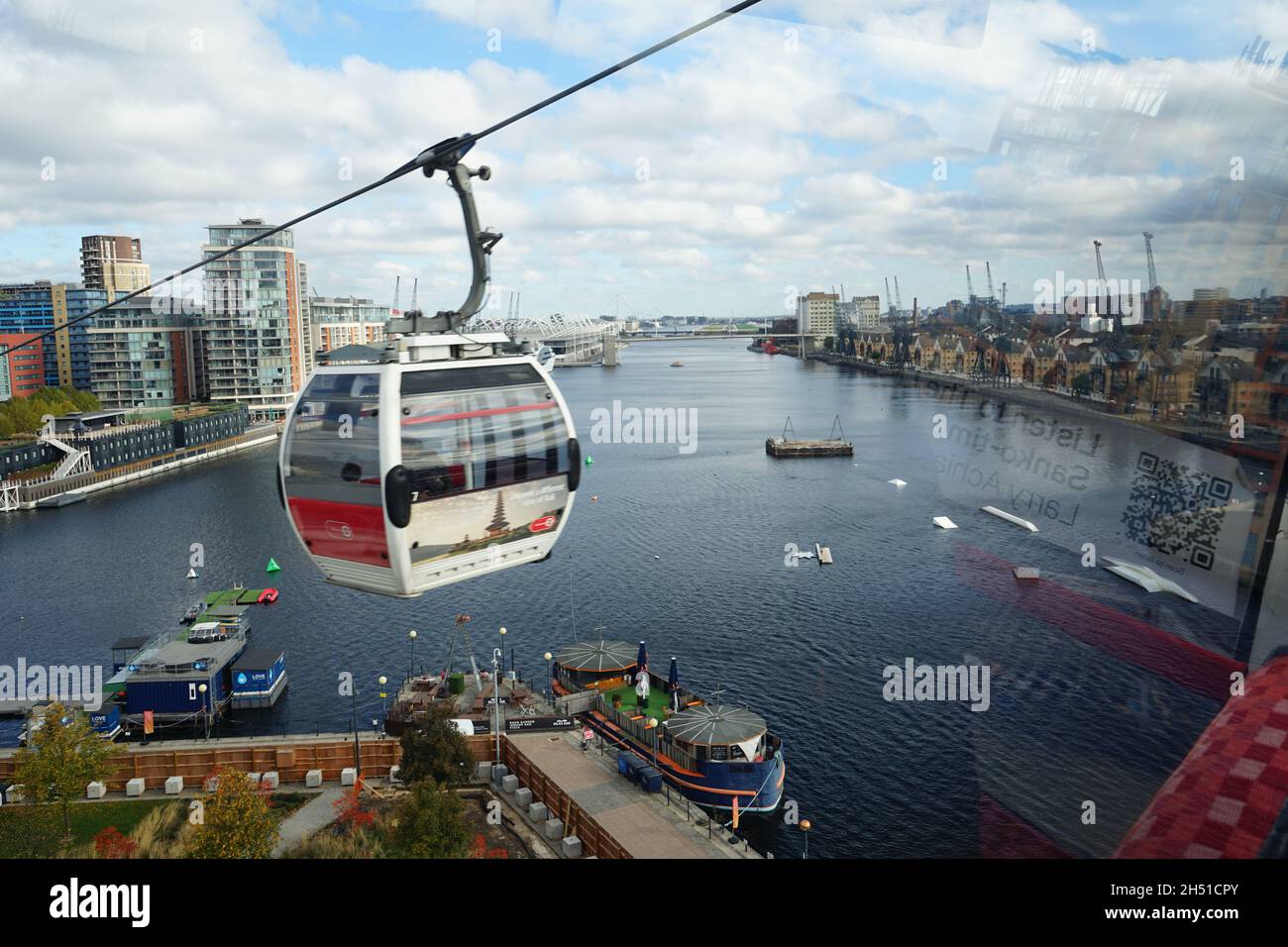 Emirates cable car zip lining over London River Thames in he U.K Stock Photo