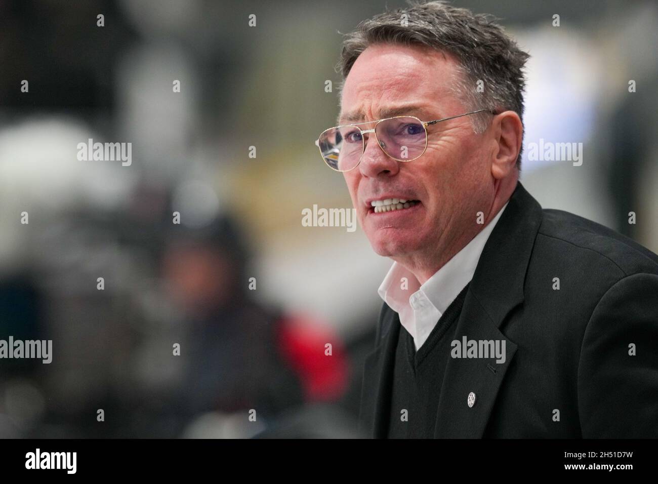 05.11.2021, Porza, Corner Arena, NL: HC Lugano - ZSC Lions, headcoach Chris McSorley (Lugano) during the game (Photo by Jari Pestelacci/Just Pictures/Sipa USA) Stock Photo