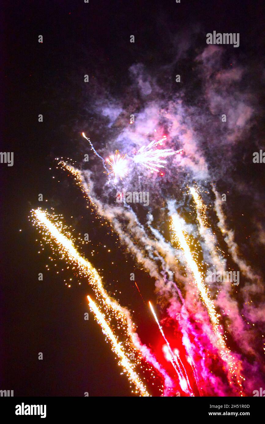 05/11/2021 PLA Royal Terrace Pier Gravesend UK. Bonfire Night fireworks