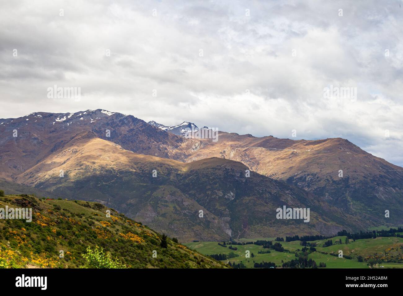 Mountain scenery Queenstown neighborhoods. New Zealand Stock Photo