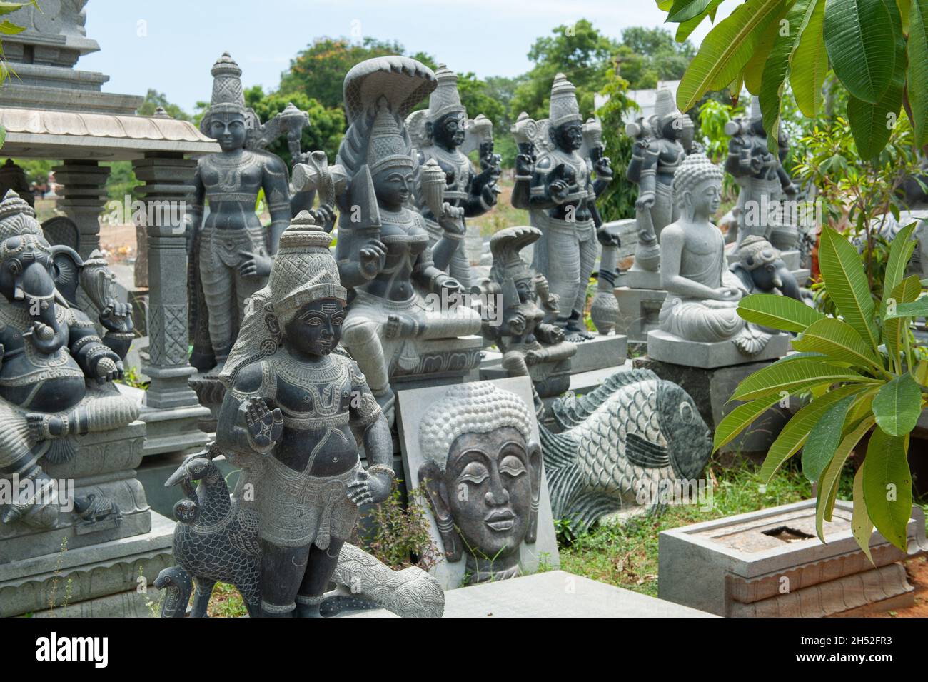Shop at mahabalipuram hires stock photography and images Alamy