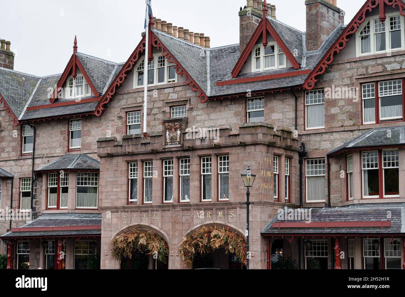 Fife arms braemar hires stock photography and images Alamy