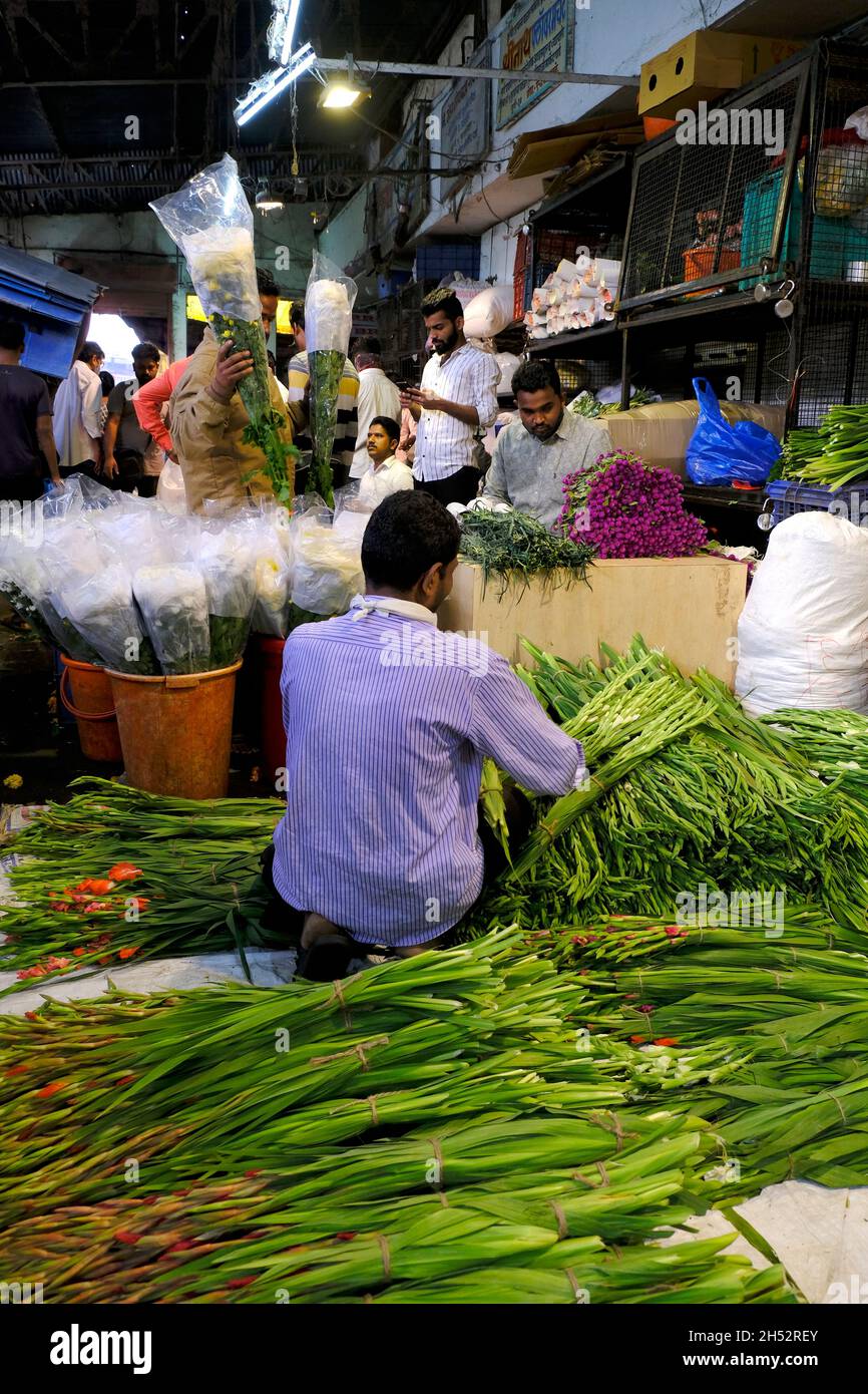 Pune, INDIA November 04 Flower at Market Yard in Pune during Diwali