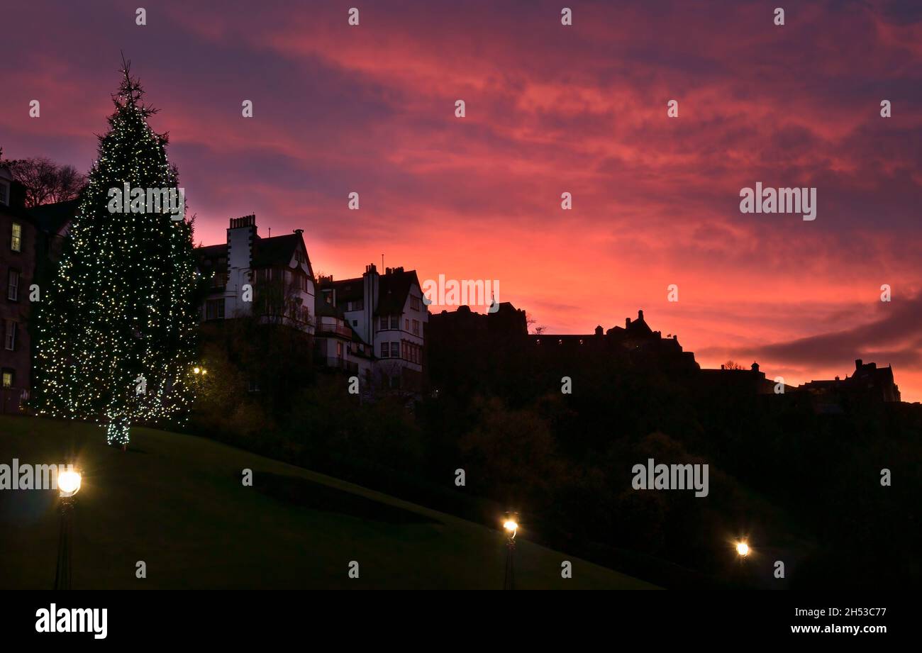 Edinburgh skyline silhouette hires stock photography and images Alamy