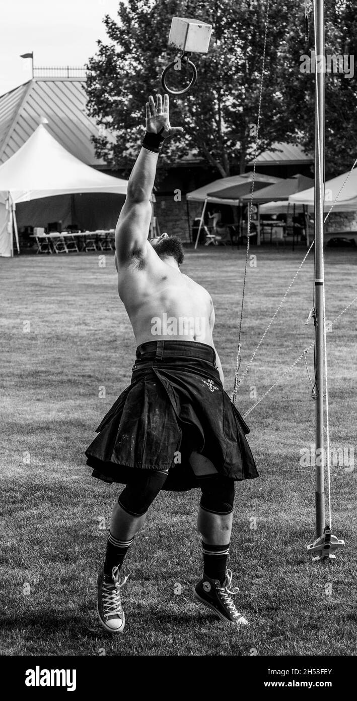 Weight Throw - 2016 Utah Scottish Festival and Highland Games Stock Photo