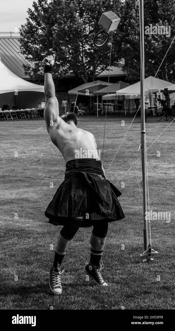 Weight Throw - 2016 Utah Scottish Festival and Highland Games Stock Photo