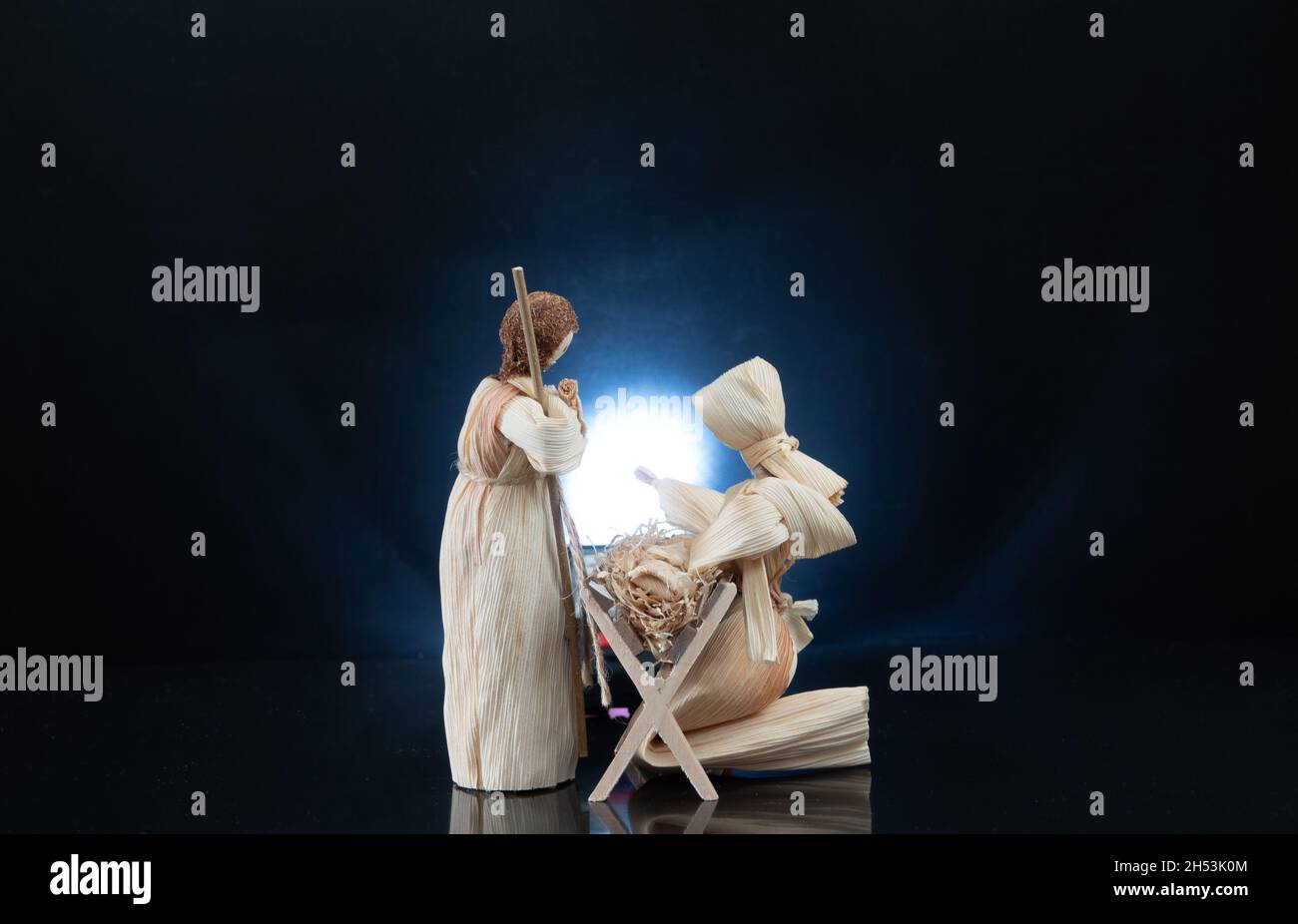 Christmas nativity scene with three Wise Men presenting gifts to baby ...