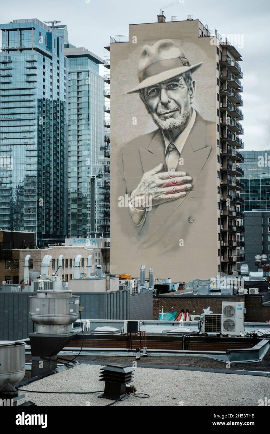 Leonard Cohen commemorative mural 'Tower of Songs' painted by artist El Mac and Gene Pendon on Crescent Street, Montreal, Quebec, Canada Stock Photo