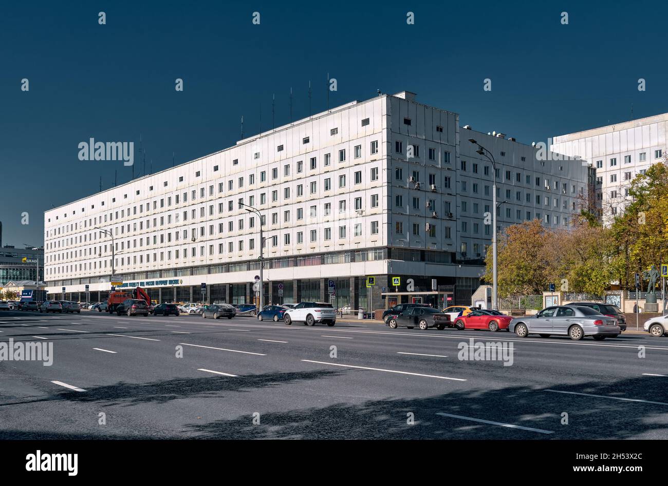 Building of the Main Directorate of the State Inspectorate of Road Safety in Moscow on Sadovaya-Samotechnaya Street: Moscow, Russia - October 06, 2021 Stock Photo