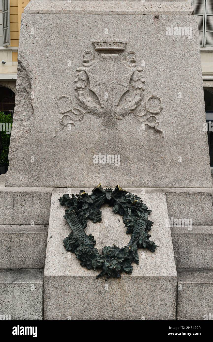 Detail of the monument of Giuseppe Garibaldi with the city coat of arms and a bronze garland in the historic centre of Parma, Emilia-Romagna, Italy Stock Photo