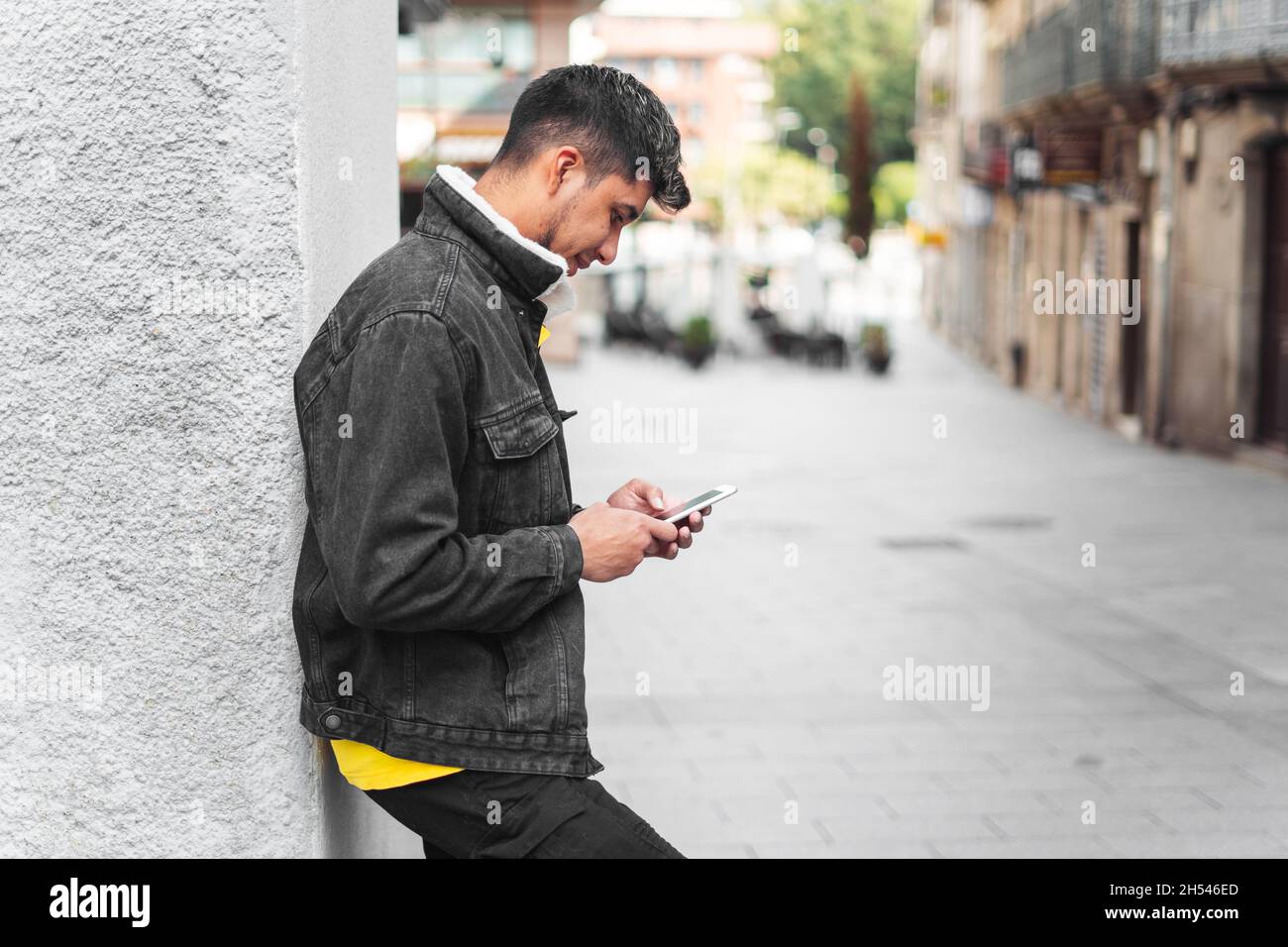 Attractive young man on street hi-res stock photography and images - Alamy