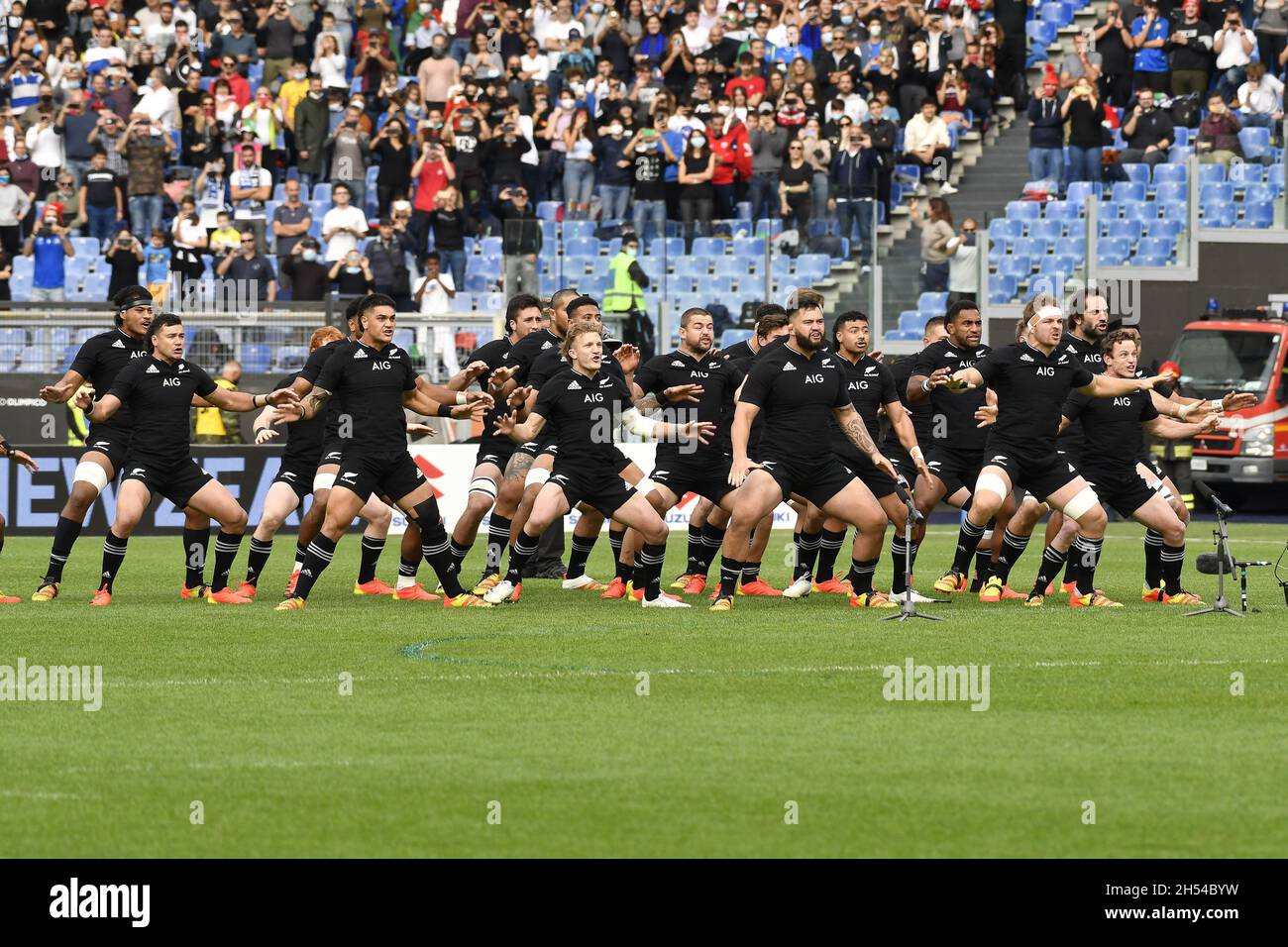 Haka new zealand hi-res stock photography and images - Page