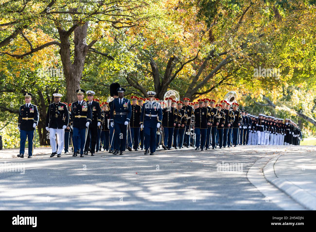 Arlington, United States. 05th Nov, 2021. U.S. Armed Forces Honor Guard, the 3d Army Infantry Regiment, Army Band and Old Guard Caisson Platoon march in a funeral procession behind the flag draped casket of former U.S. Secretary of State Gen. Colin Powell during the full honors funeral at Arlington National Cemetery, November 5, 2021 in Arlington, Virginia. Credit: Sgt. Zachery Perkins/DOD Photo/Alamy Live News Stock Photo