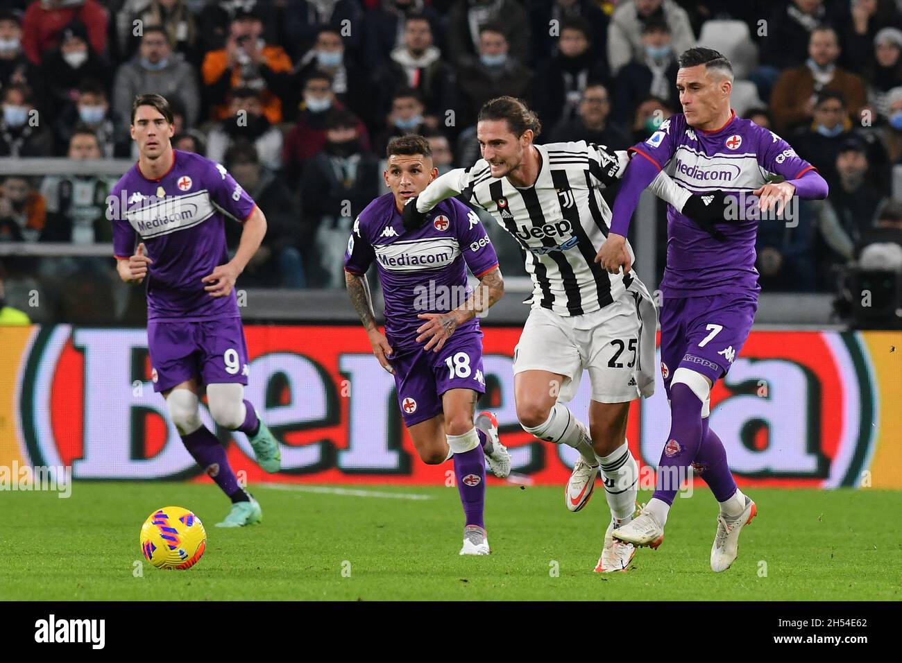 Jose' Callejon (Fiorentina) during the italian soccer Serie A match Empoli  FC vs ACF Fiorentina on November 27, 2021 at the Carlo Castellani stadium  in Empoli, Italy (Photo by Fabio Fagiolini/LiveMedia/NurPhoto Stock