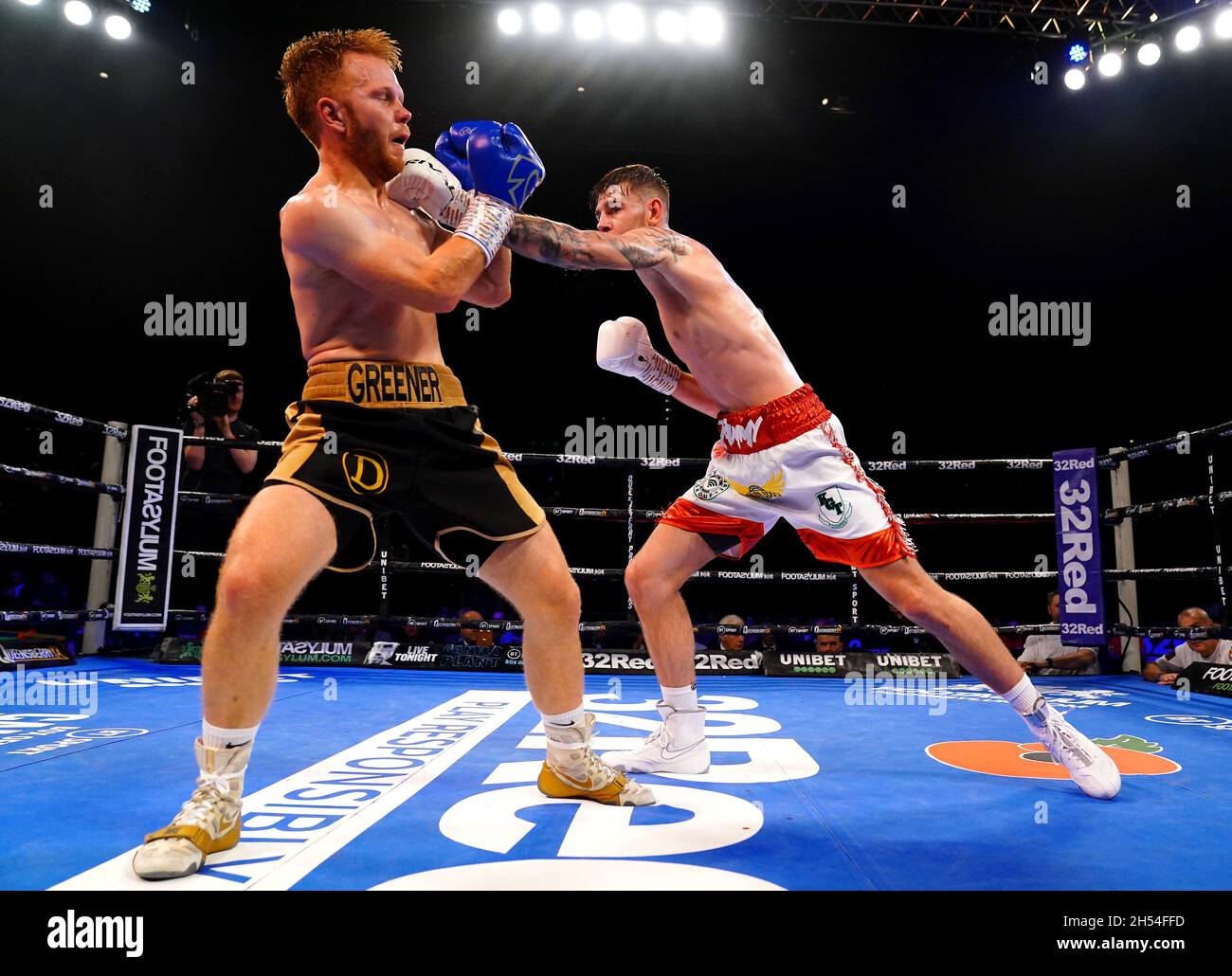 Eithan James (right) in action against Stu Greener during the Super-Lightweight Contest at Utilita Arena, Birmingham. Picture date: Saturday November 6, 2021. Stock Photo