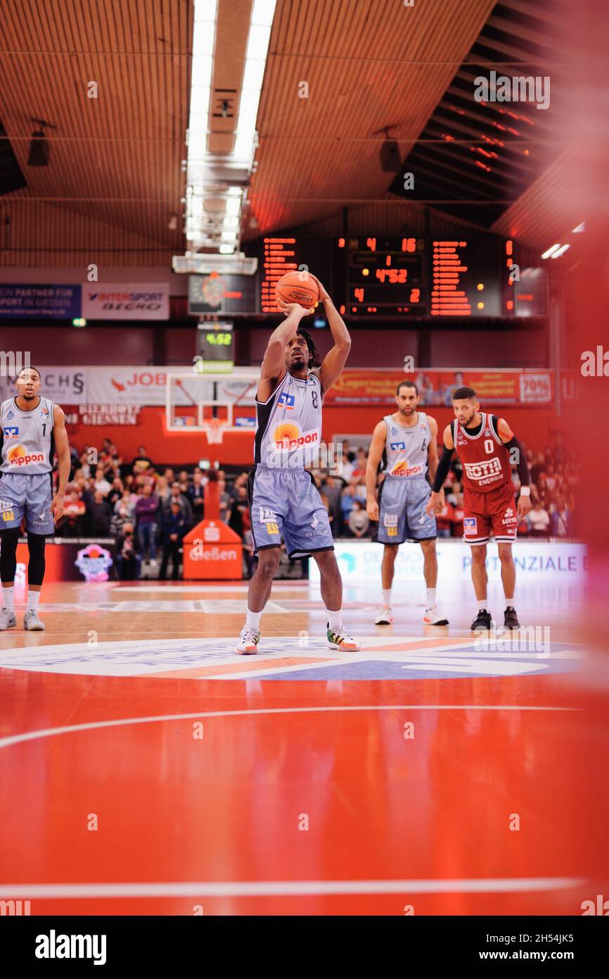 Giessen, Germany. 06th Nov, 2021. Osthalle, GIESSEN, GERMANY Harris, Terrell ( 8 Crailsheim ) during the easyCredit Basketball Bundesliga game between Giessen 46ers and Hakro Merlins Crailsheim at Osthalle in Giessen. easyCredit Basketball Bundesliga Julia Kneissl/ SPP Credit: SPP Sport Press Photo. /Alamy Live News Stock Photo