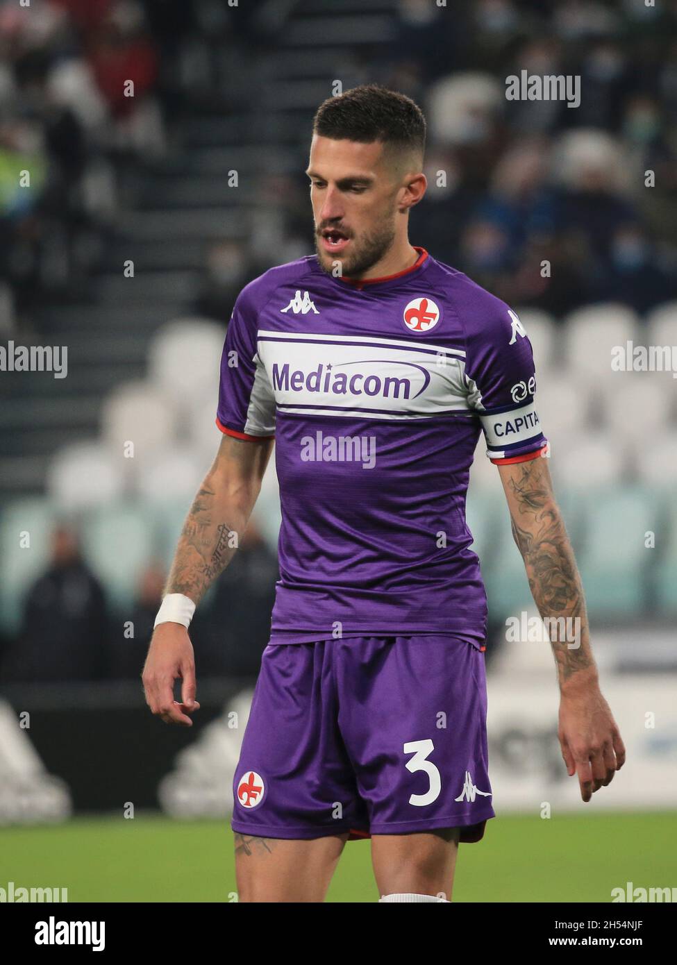 Turin, Italy. 06th Nov, 2021. Cristiano Biraghi (ACF Fiorentina) during  Juventus FC vs ACF Fiorentina, italian soccer Serie A match in Turin,  Italy, November 06 2021 Credit: Independent Photo Agency/Alamy Live News