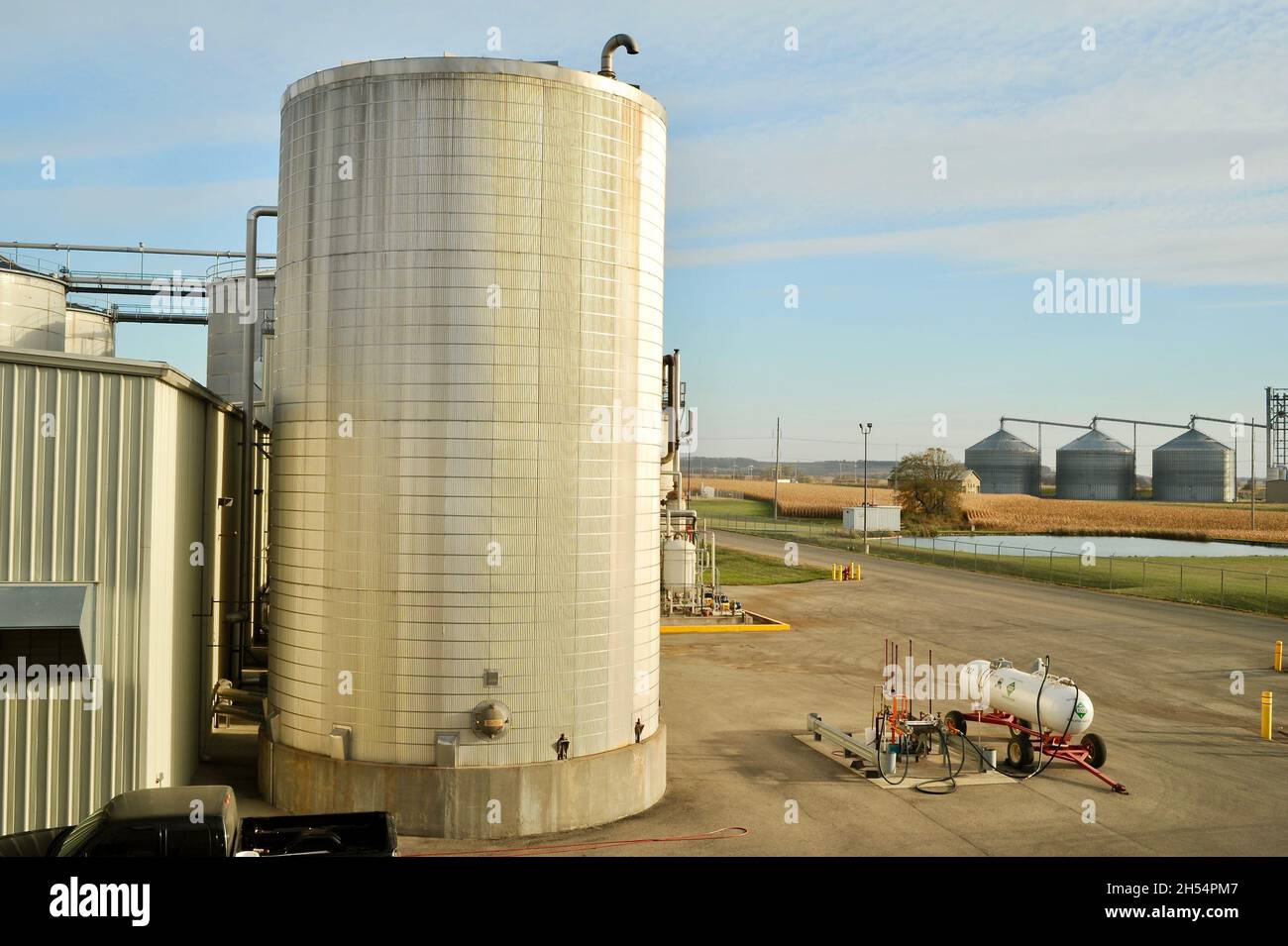 Ethanol plant hires stock photography and images Alamy