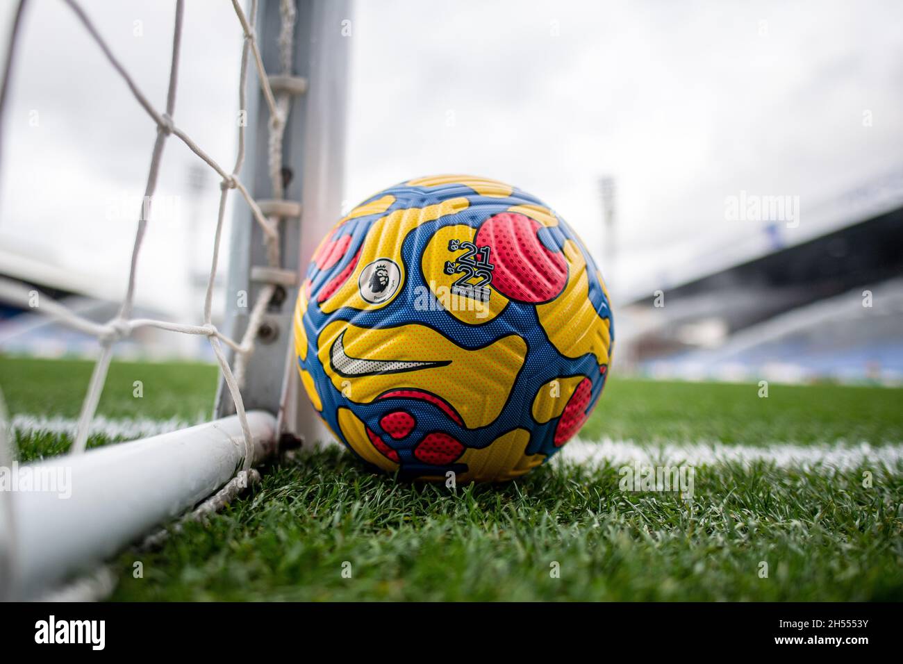 piłka nike strike 5