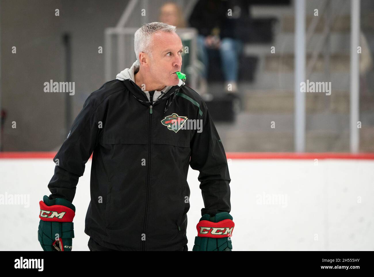 Minnesota Wild head coach Dean Evason leads practice at Tria Rink in St. Paul, Minnesota, in February 2020. Evason guided the Wild to a 5-4 shootout win on the road against the Pittsburgh Penguins on Saturday, Nov. 6, 2021. (Photo by Renee Jones Schneider/Minneapolis Star Tribune/TNS/Sipa USA) Stock Photo