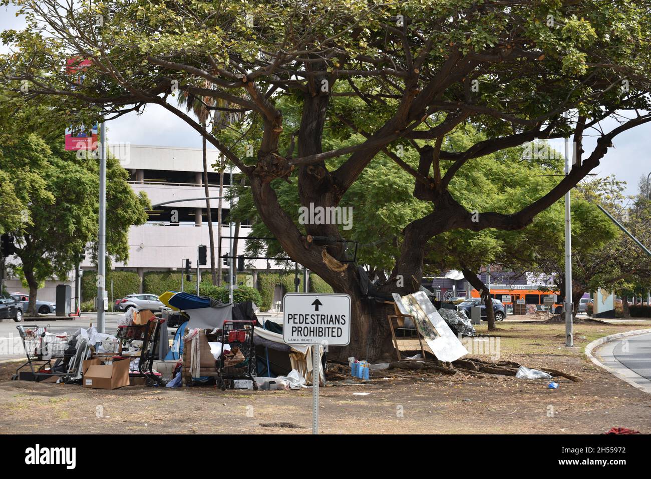 Beverly Hills, CA USA - October 22, 2021: Homeless encampment in Beverly  Hills on Burton Way near the Beverly Center shopping mall Stock Photo -  Alamy