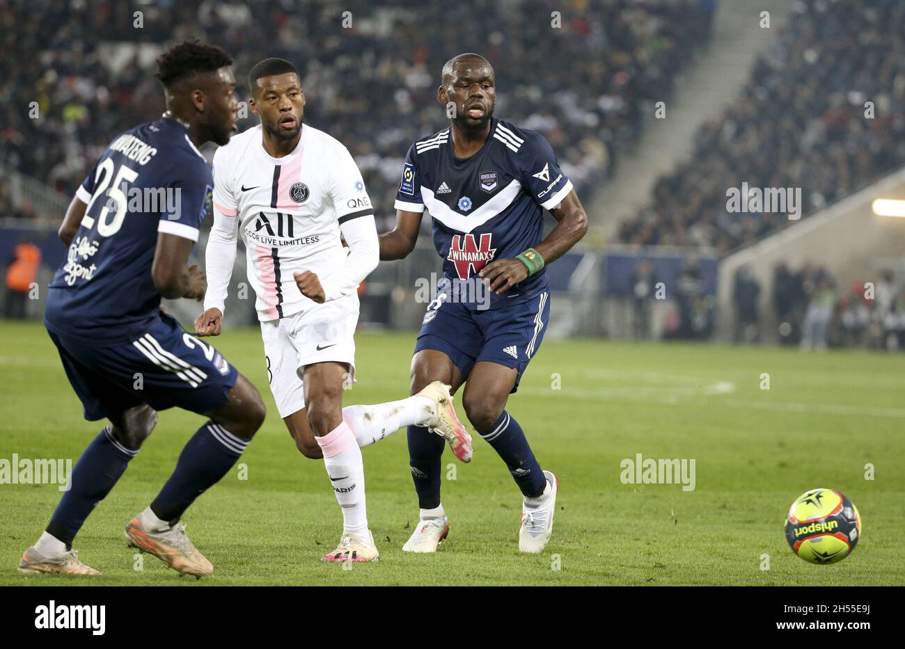 Psg bordeaux match hi-res stock photography and images - Alamy