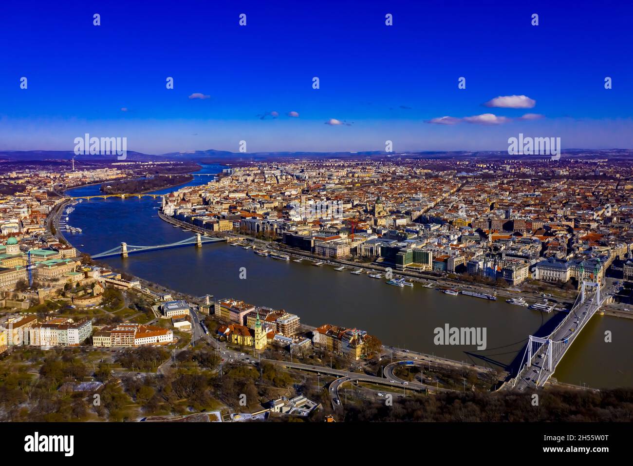 budapest-aerial-view-luftbilder-von-budapest-in-ungarn-stock-photo