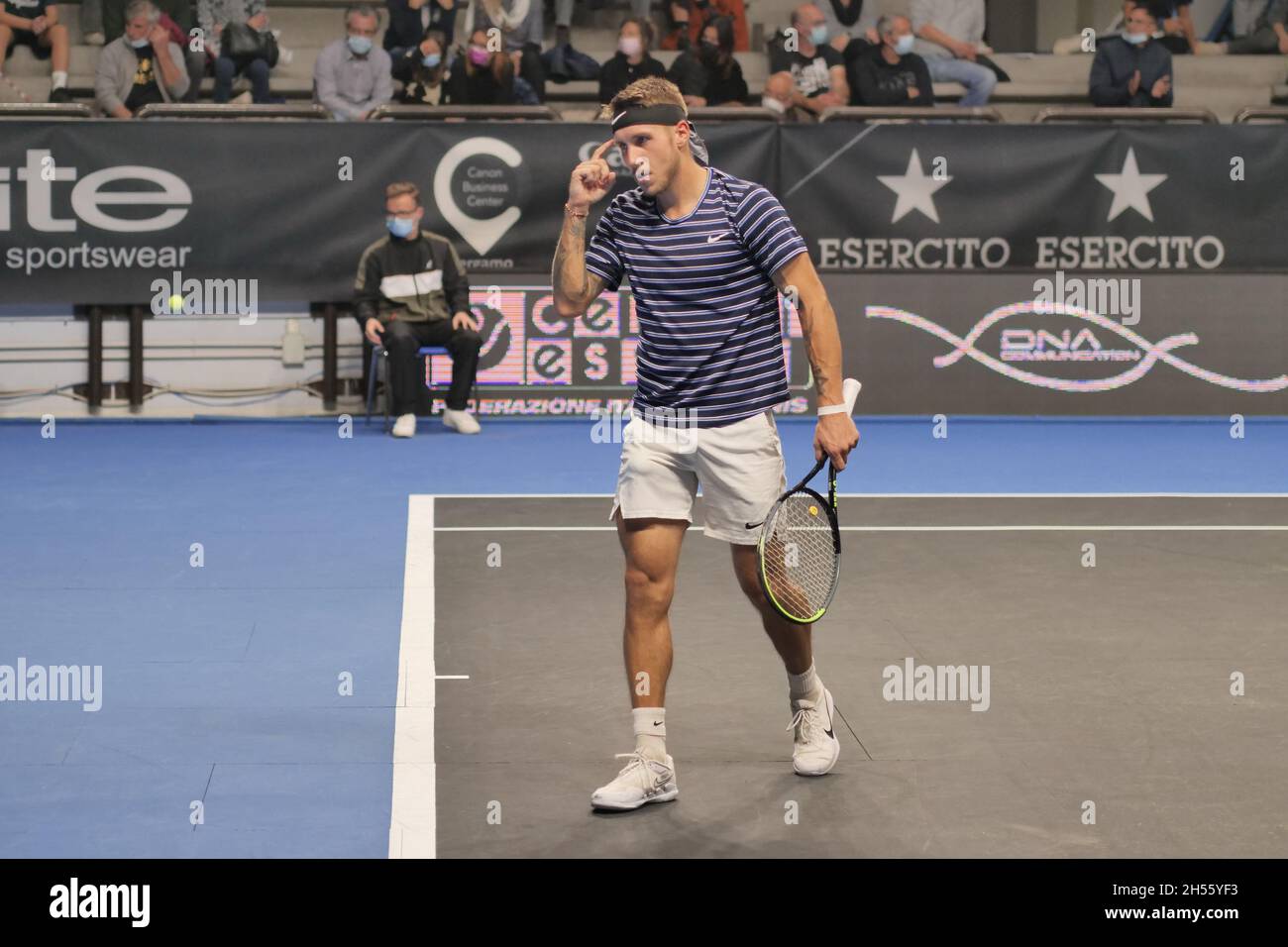 Atp international challenger tournament city of Bergamo, first major  semifinal with the Alex Molcam n.1 of seeding Stock Photo - Alamy