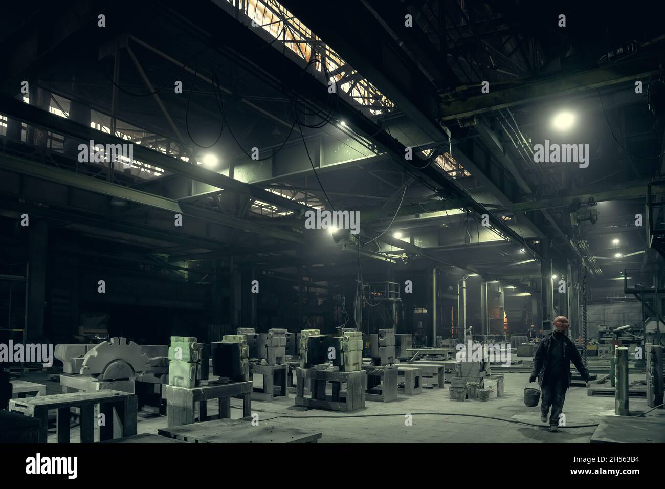 Heavy manufacturing industry hires stock photography and images Alamy