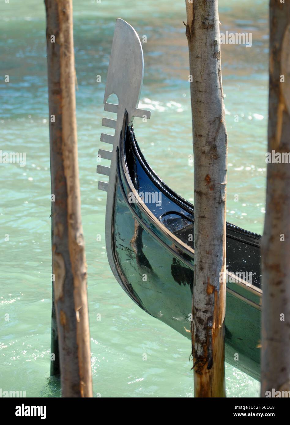 Gondola poles hi-res stock photography and images - Alamy