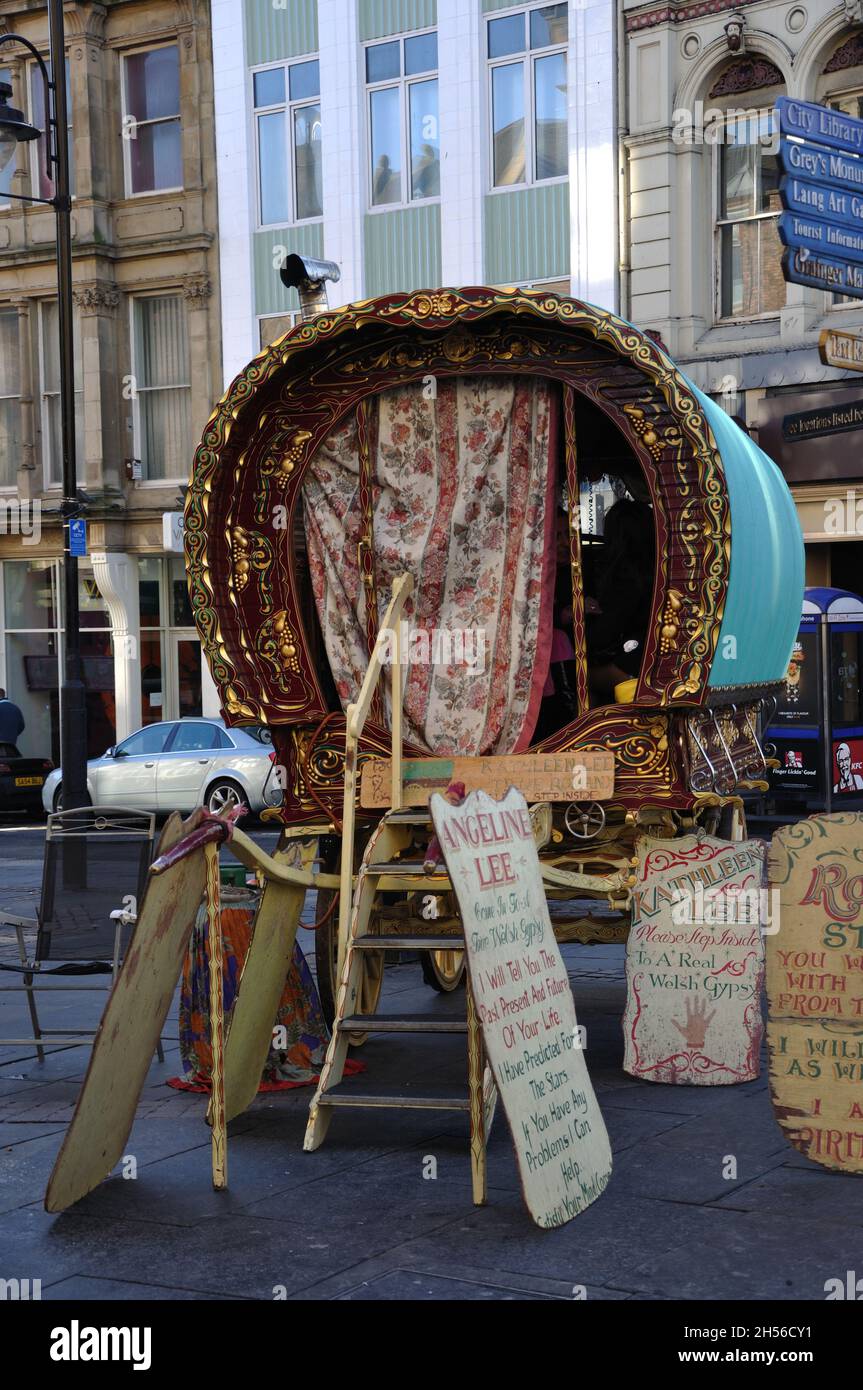 Gypsy Angeline Lee, Fortune-teller in her caravan, Bigg Market, Newcastle upon Tyne. Stock Photo