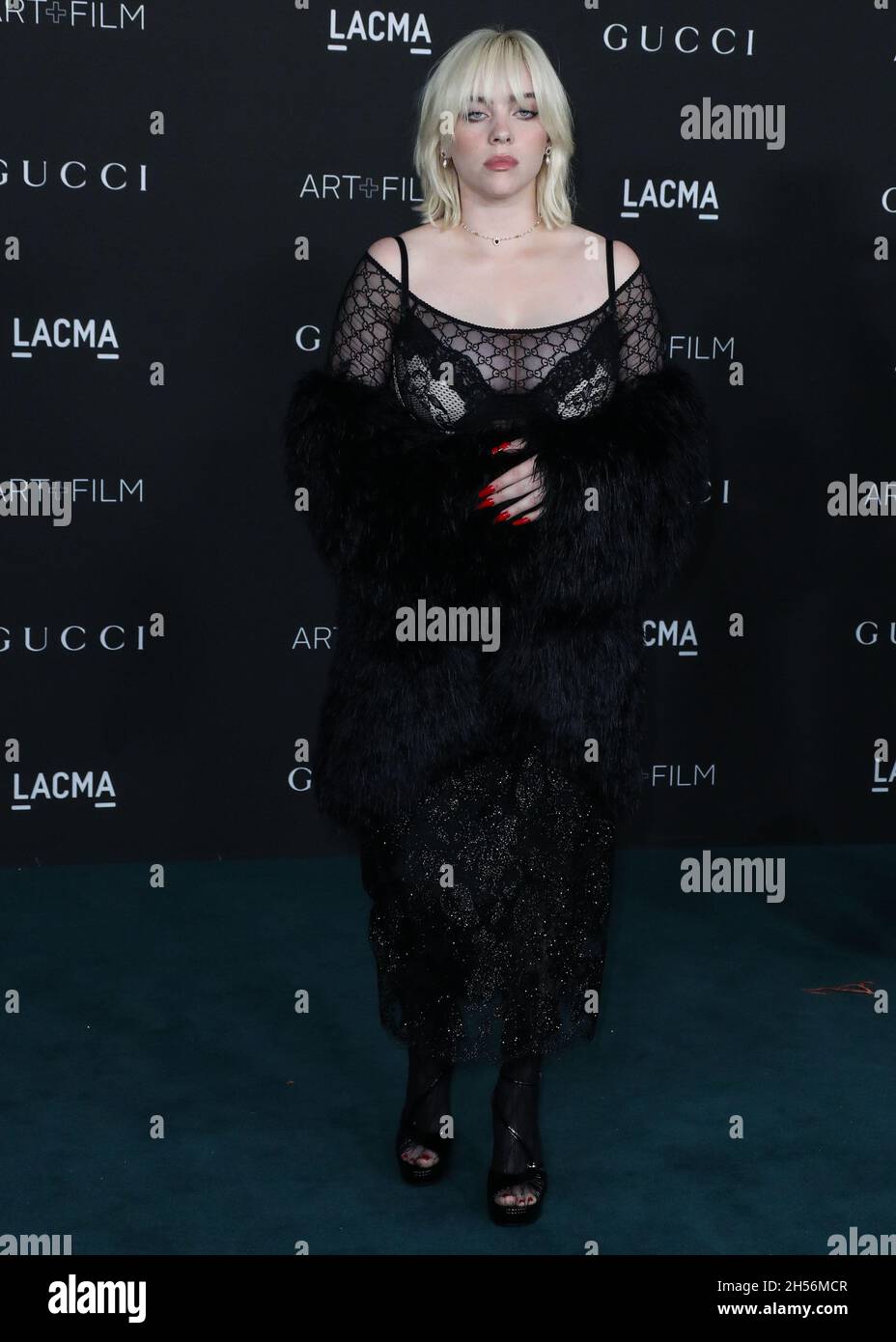 LOS ANGELES, CALIFORNIA, USA - NOVEMBER 06: Singer Billie Eilish wearing a Gucci outfit arrives at the 10th Annual LACMA Art + Film Gala 2021 held at the Los Angeles County Museum LOS ANGELES, CALIFORNIA, USA - NOVEMBER 06: Singer Billie Eilish wearing a Gucci outfit arrives at the 10th Annual LACMA Art + Film Gala 2021 held at the Los Angeles County Museum