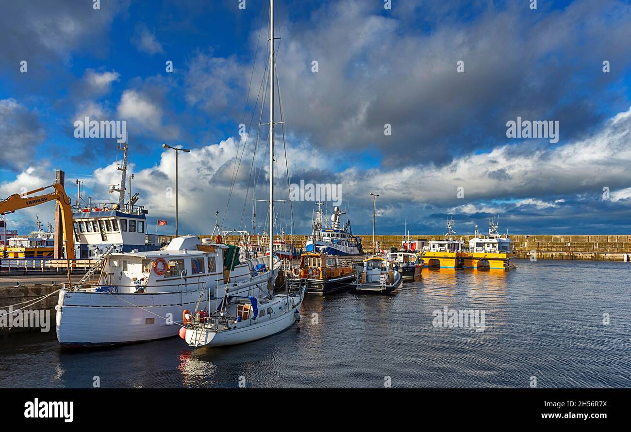 BUCKIE HARBOUR MORAY FIRTH SCOTLAND SMALL FISHING BOATS AND YACHTS Stock Photo