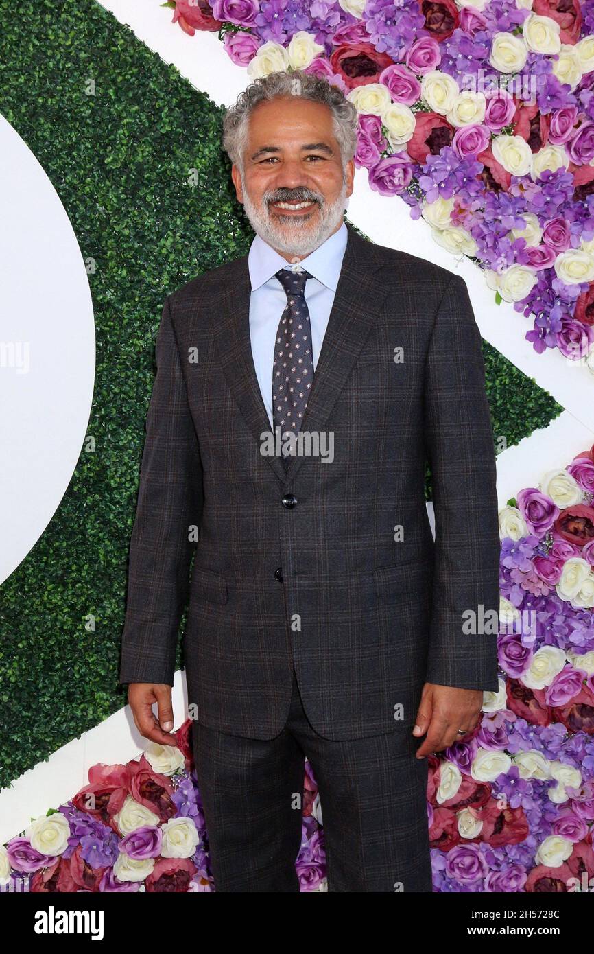 Del Mar, CA. 6th Nov, 2021. John Ortiz at arrivals for Breeders' Cup World Championships, Del Mar Racetrack, Del Mar, CA November 6, 2021. Credit: Priscilla Grant/Everett Collection/Alamy Live News Stock Photo