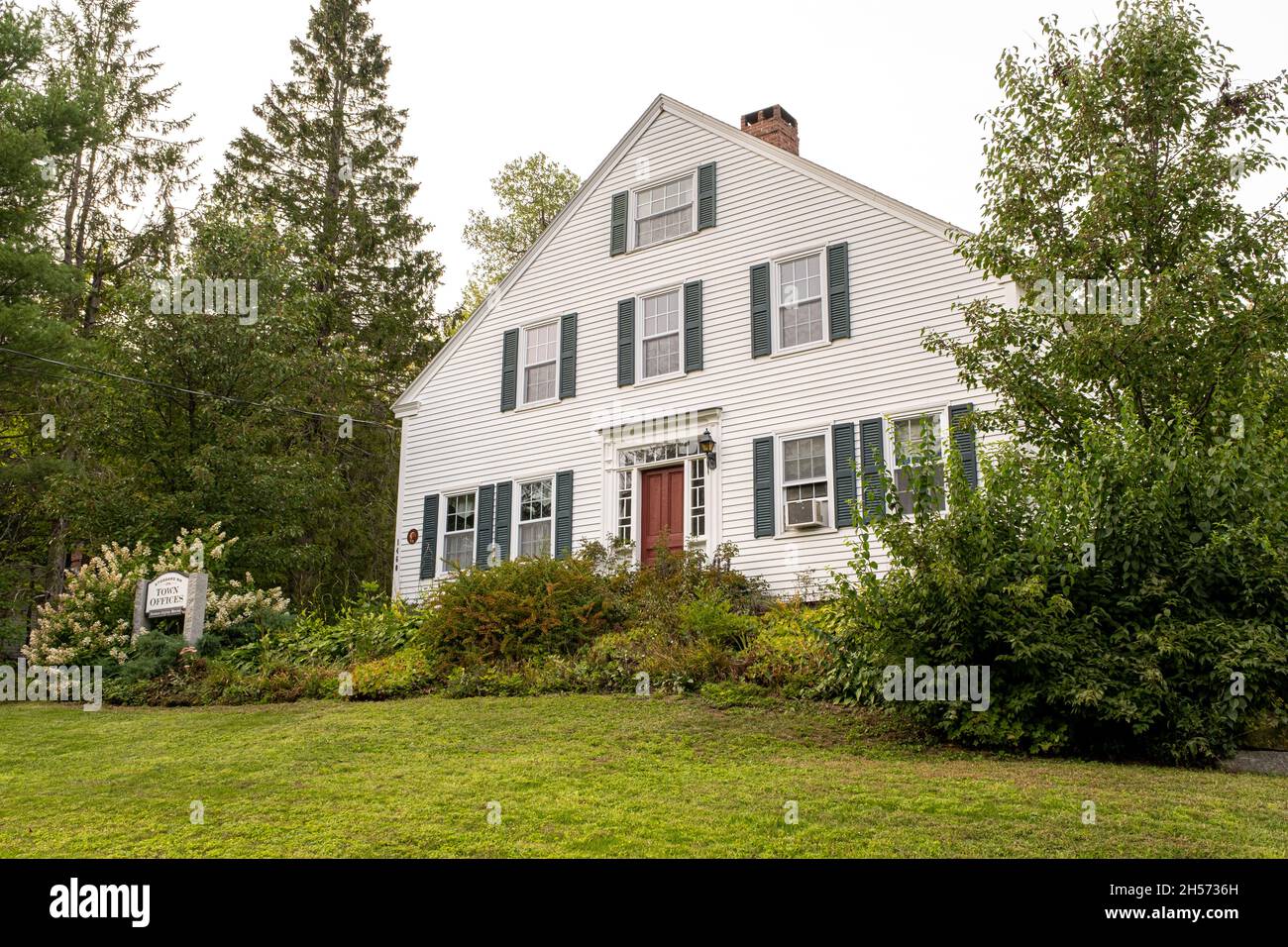 New england town hall hires stock photography and images Alamy