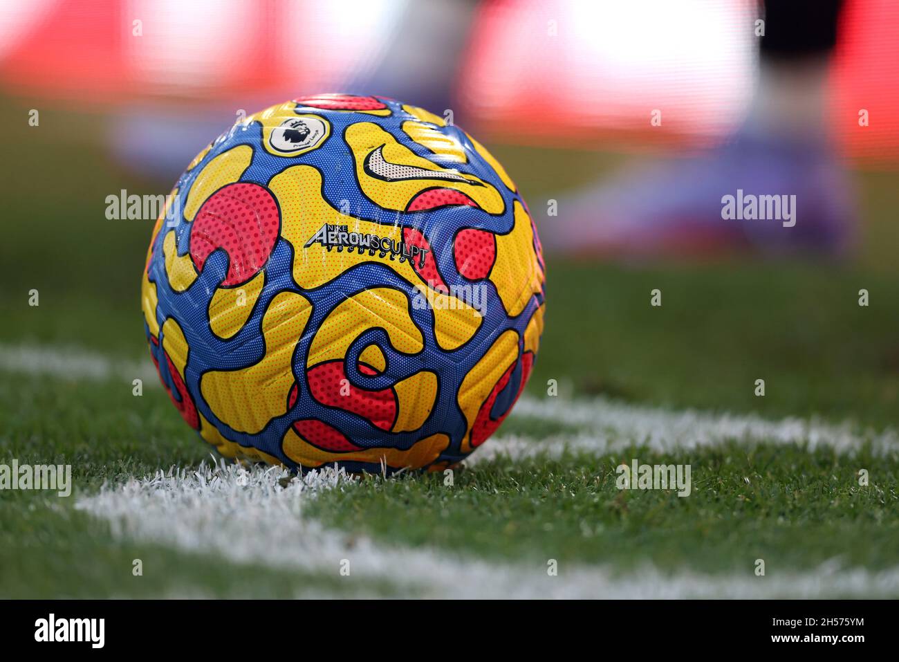 Premier league ball 2021 winter hi res stock photography and