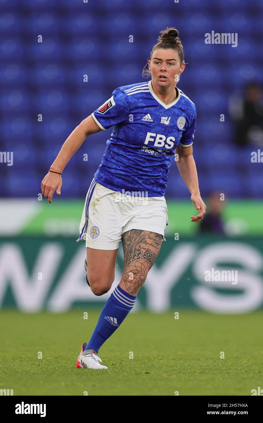 LEICESTER, GBR. 7TH NOV 2021. Natasha Flint of Leicester City during the Barclays FA Women's Super League match between Leicester City and Manchester City at the King Power Stadium, Leicester on Sunday 7th November 2021. (Credit: James Holyoak | MI News) Credit: MI News & Sport /Alamy Live News Stock Photo