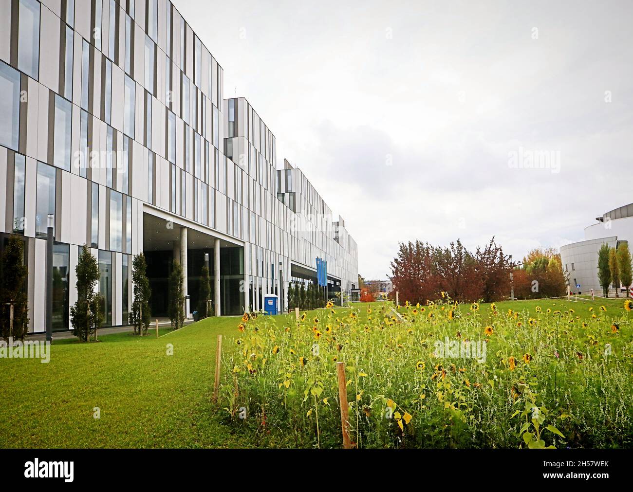 Garching research campus at the Technical University of Munich (TUM), Germany - Galileo, new center for the  research campus 200-meters long for congr Stock Photo