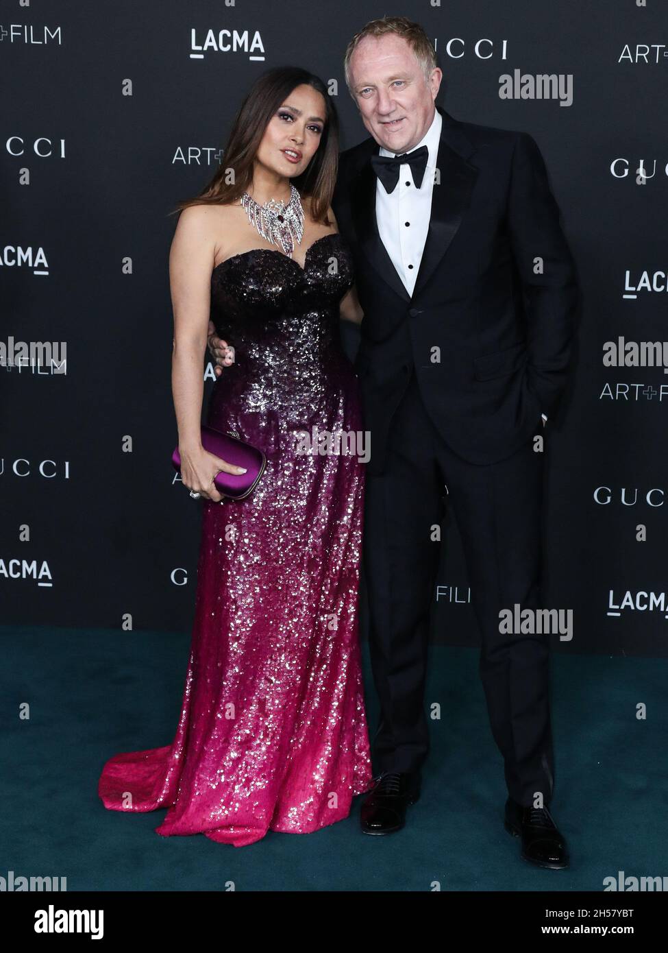 Los Angeles, United States. 06th Nov, 2021. LOS ANGELES, CALIFORNIA, USA - NOVEMBER 06: Salma Hayek Pinault and husband Francois-Henri Pinault arrive at the 10th Annual LACMA Art   Film Gala 2021 held at the Los Angeles County Museum of Art on November 6, 2021 in Los Angeles, California, United States. (Photo by Xavier Collin/Image Press Agency/Sipa USA) Credit: Sipa USA/Alamy Live News Stock Photo